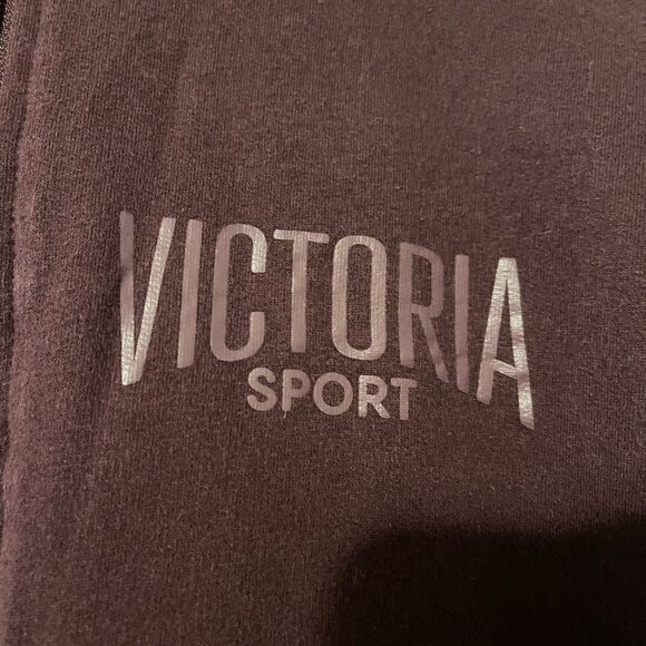 Victoria Sport maroon 2 piece sweatshirt and pants sz M - Picture 2 of 7